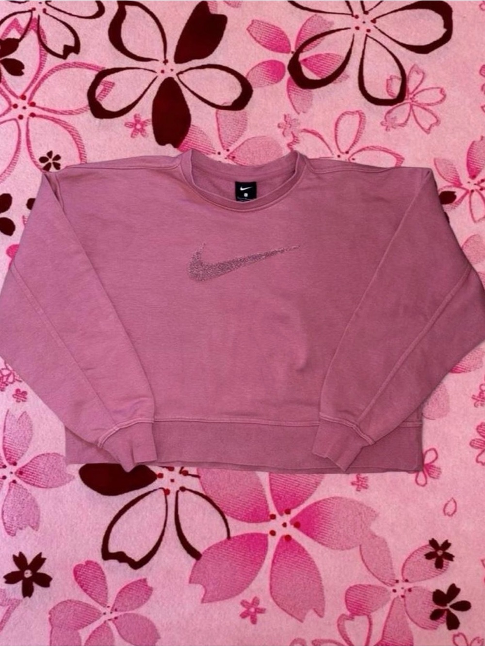 WOMENS OVERSIZED CROPPED PINK NIKE SWEATER
